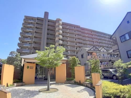 3LDK apartment in Nishiyodogawa Ward, Osaka - Photo 1