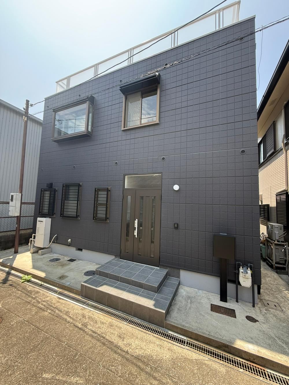 3LDK house in Nishinomiya, Hyogo - Photo 1