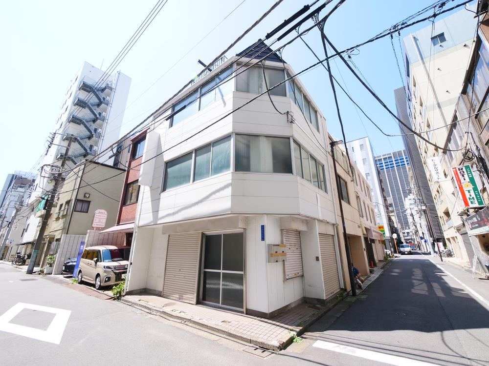 3LDK house in Chiyoda Ward, Tokyo - Photo 1
