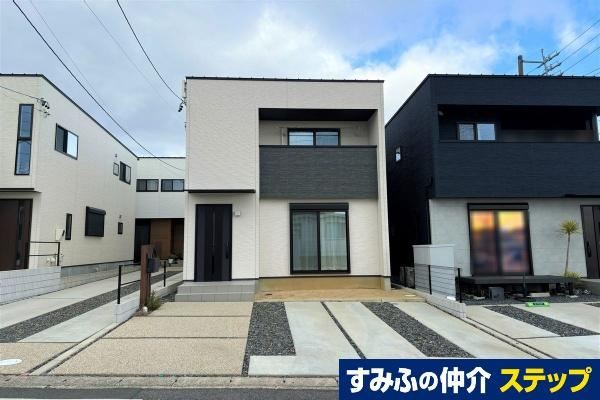 4LDK house in Miyoshi, Aichi - Photo 1