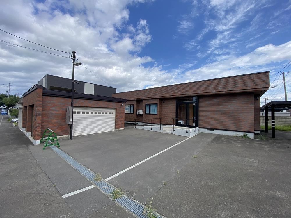 3LDK house in Teine Ward, Sapporo, Hokkaido - Photo 1