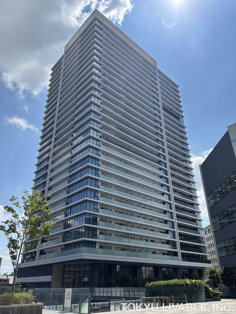 2LDK apartment in Mino, Osaka - Photo 1