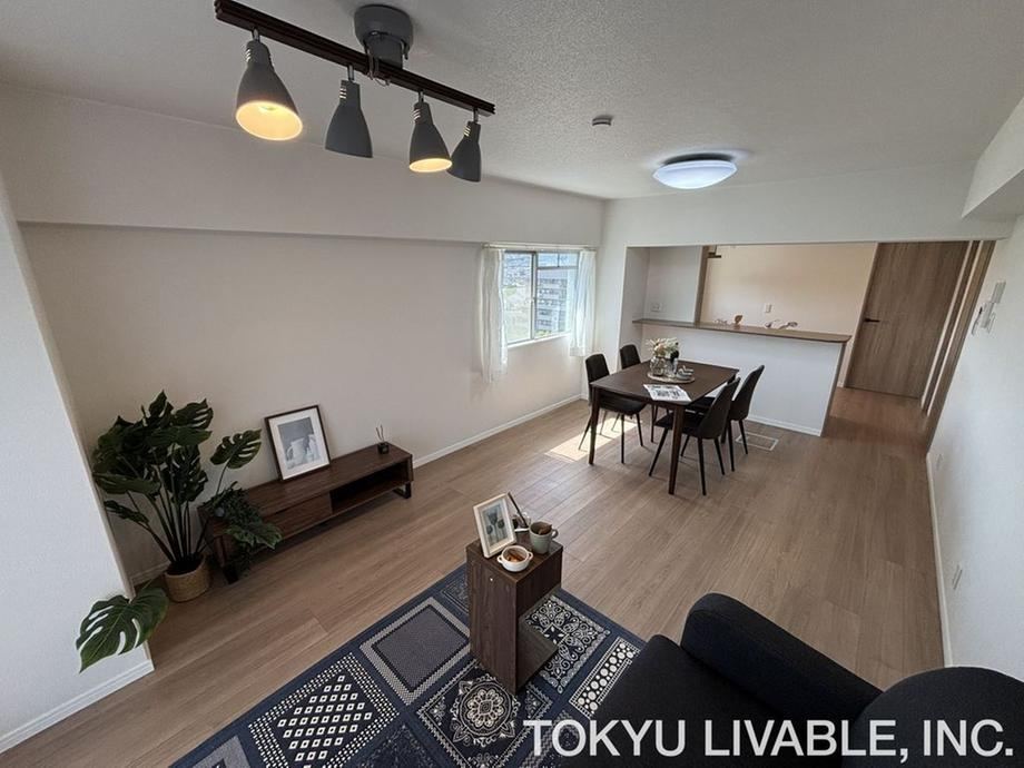 4LDK apartment in Mino, Osaka - Photo 1