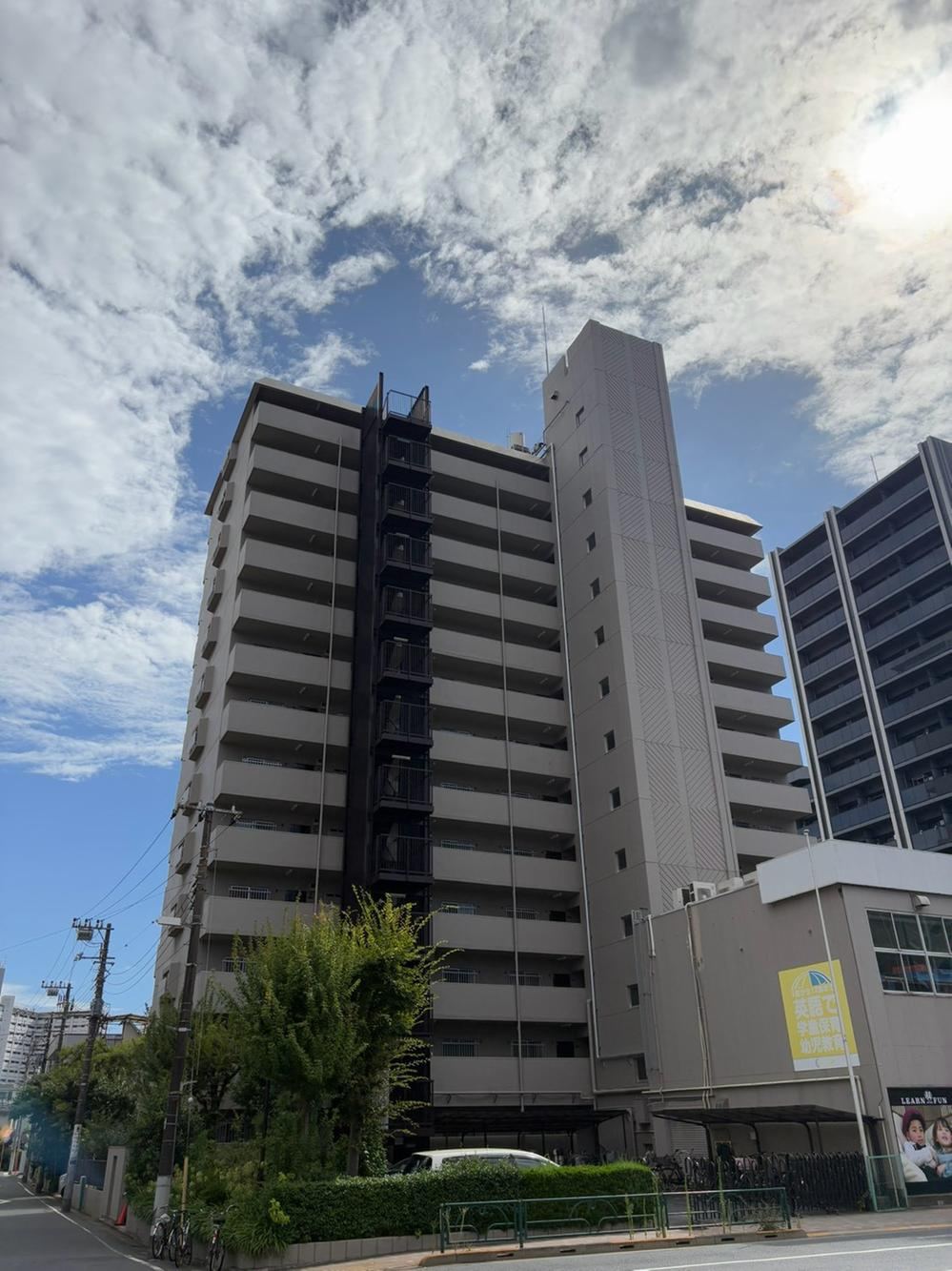 3LDK apartment in Koto Ward, Tokyo - Photo 1