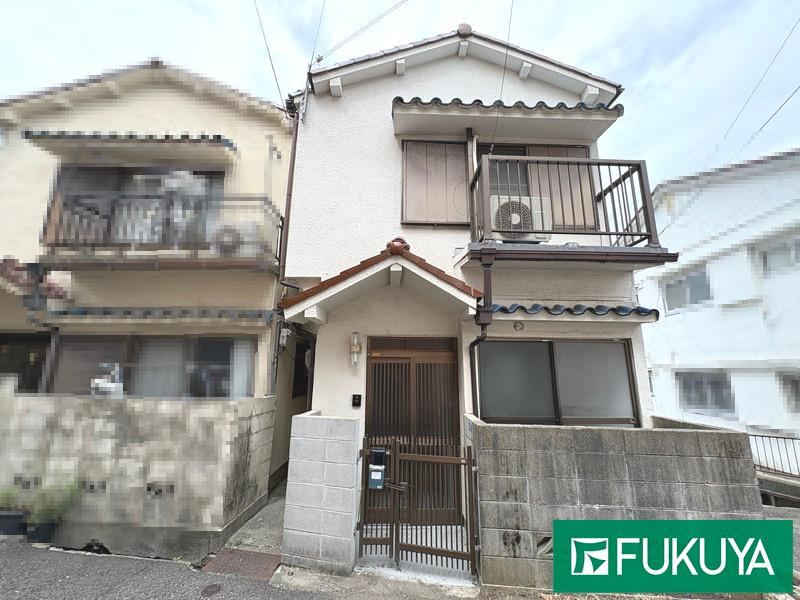 4K house in Nagata Ward, Kobe, Hyogo - Photo 1