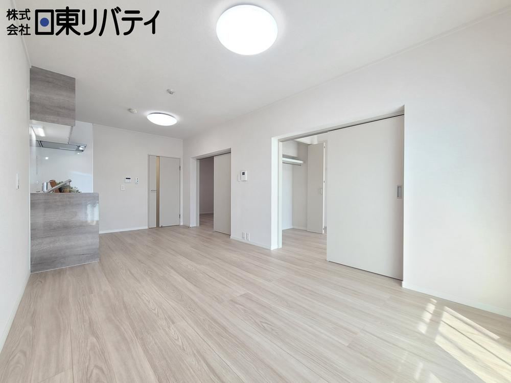 3LDK apartment in Higashi Ward, Hiroshima - Photo 1