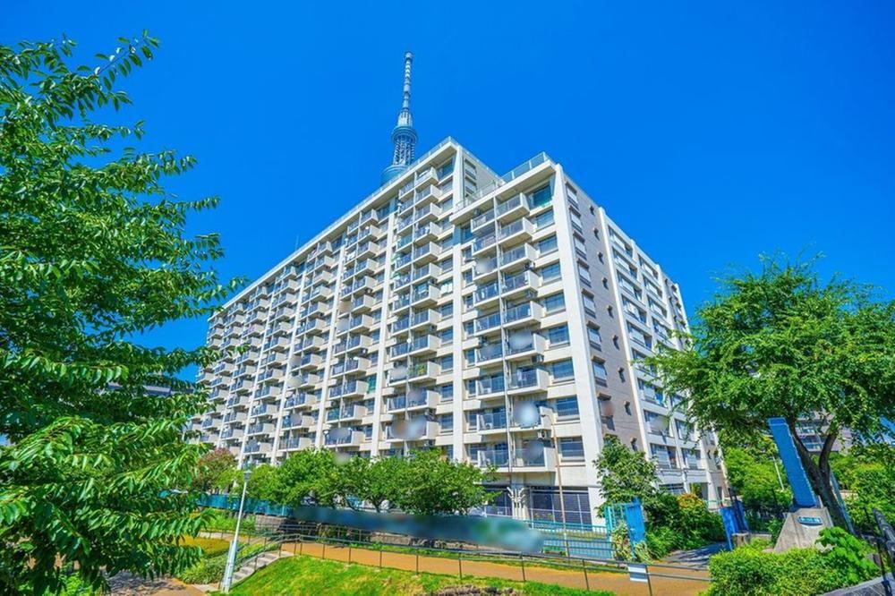 2LDK apartment in Sumida Ward, Tokyo - Photo 1