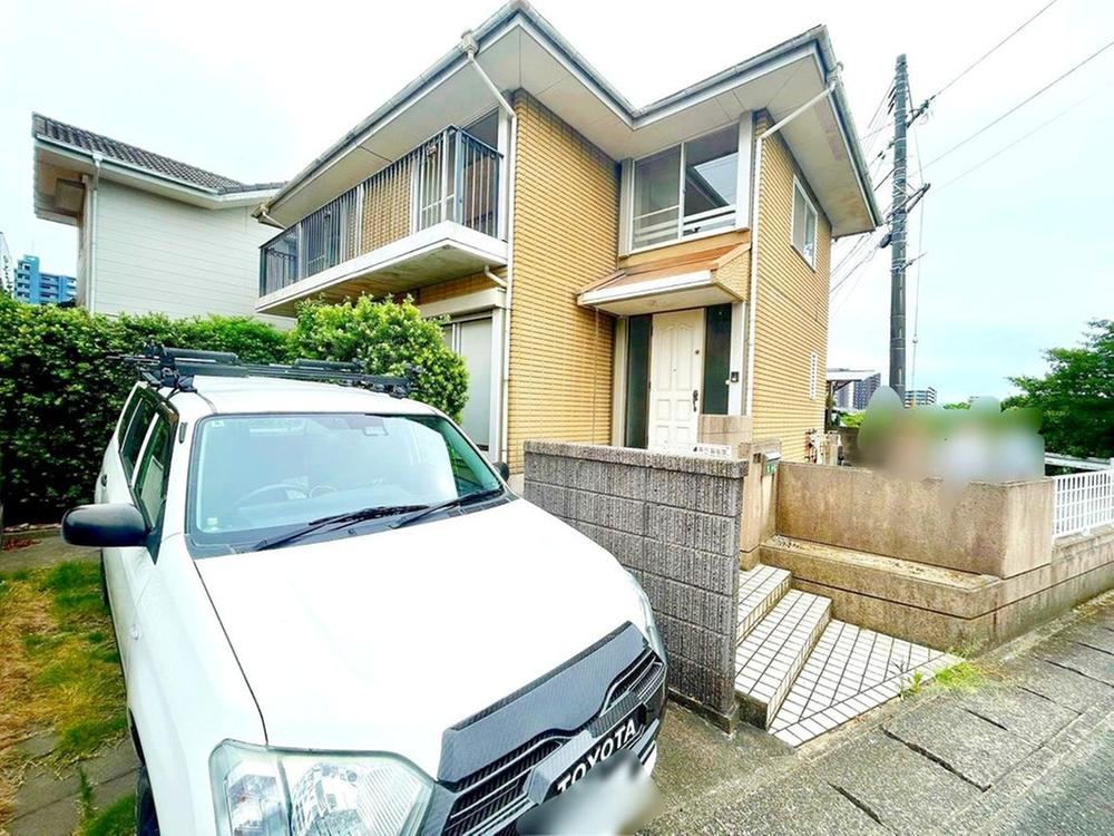 4LDK house in Shimonoseki, Yamaguchi - Photo 1