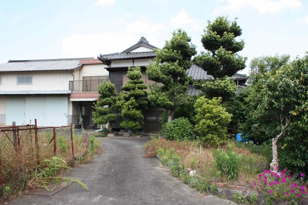 7LDK house in Kurume, Fukuoka - Photo 1