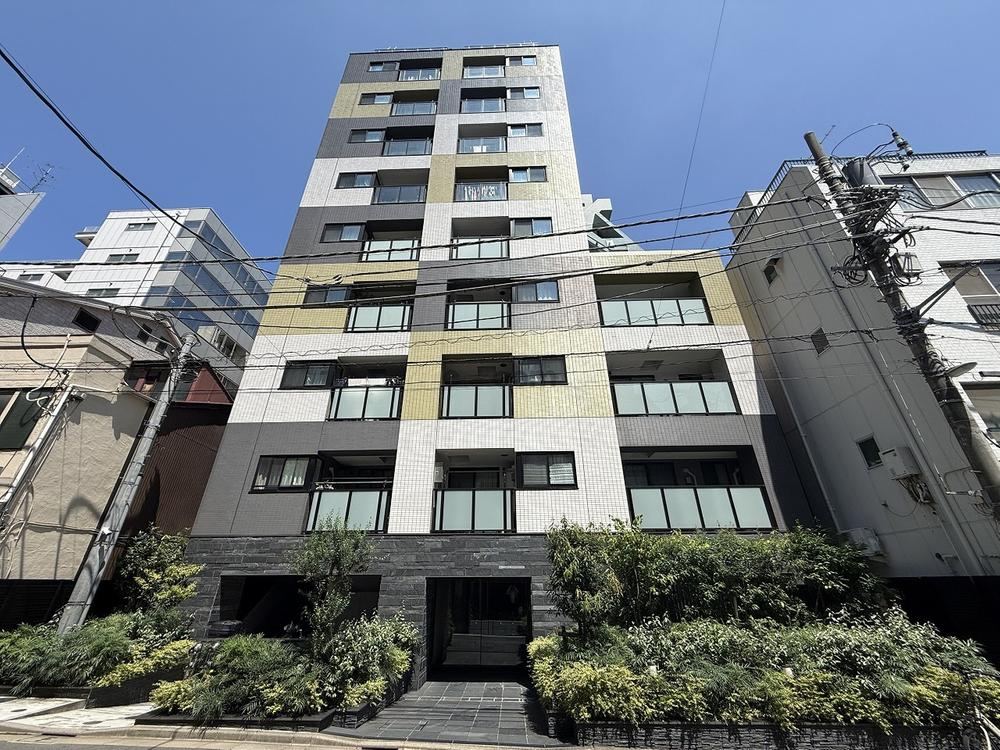 2LDK apartment in Bunkyo Ward, Tokyo - Photo 1