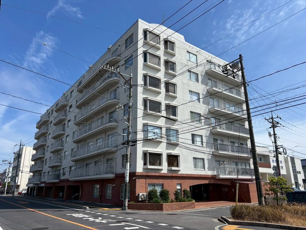 2LDK apartment in Saeki Ward, Hiroshima - Photo 1
