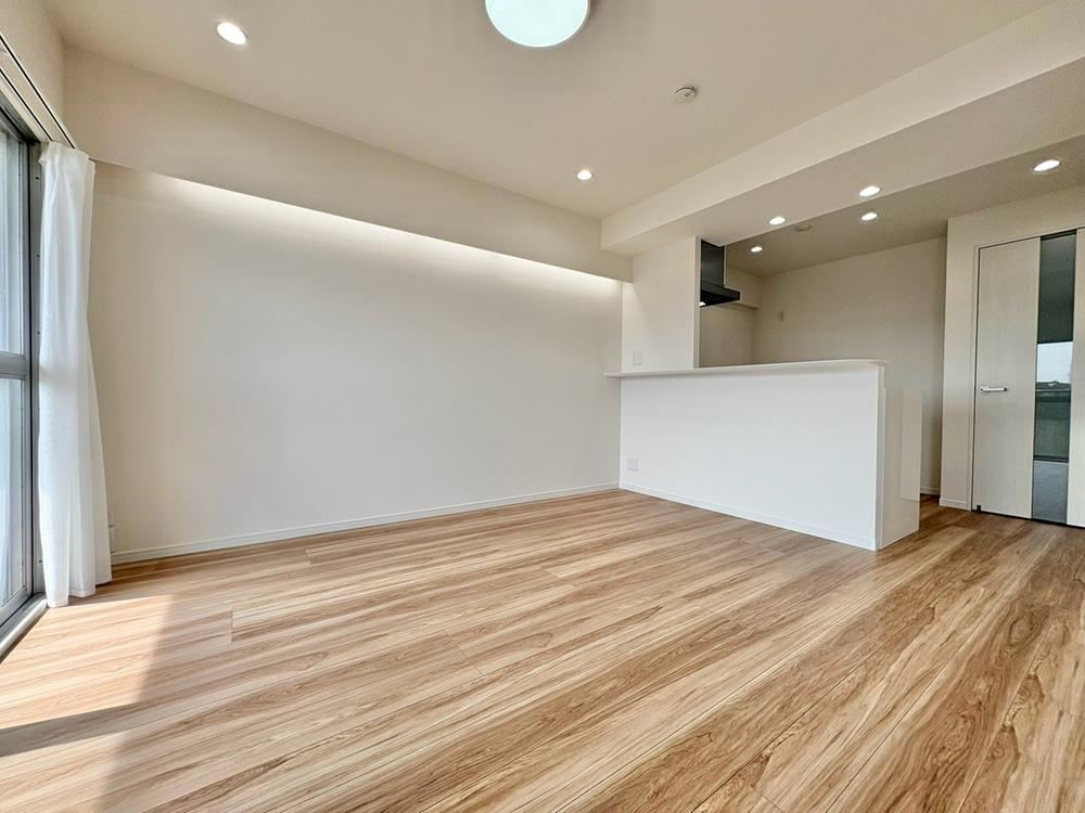 3LDK apartment in Katsushika Ward, Tokyo - Photo 1