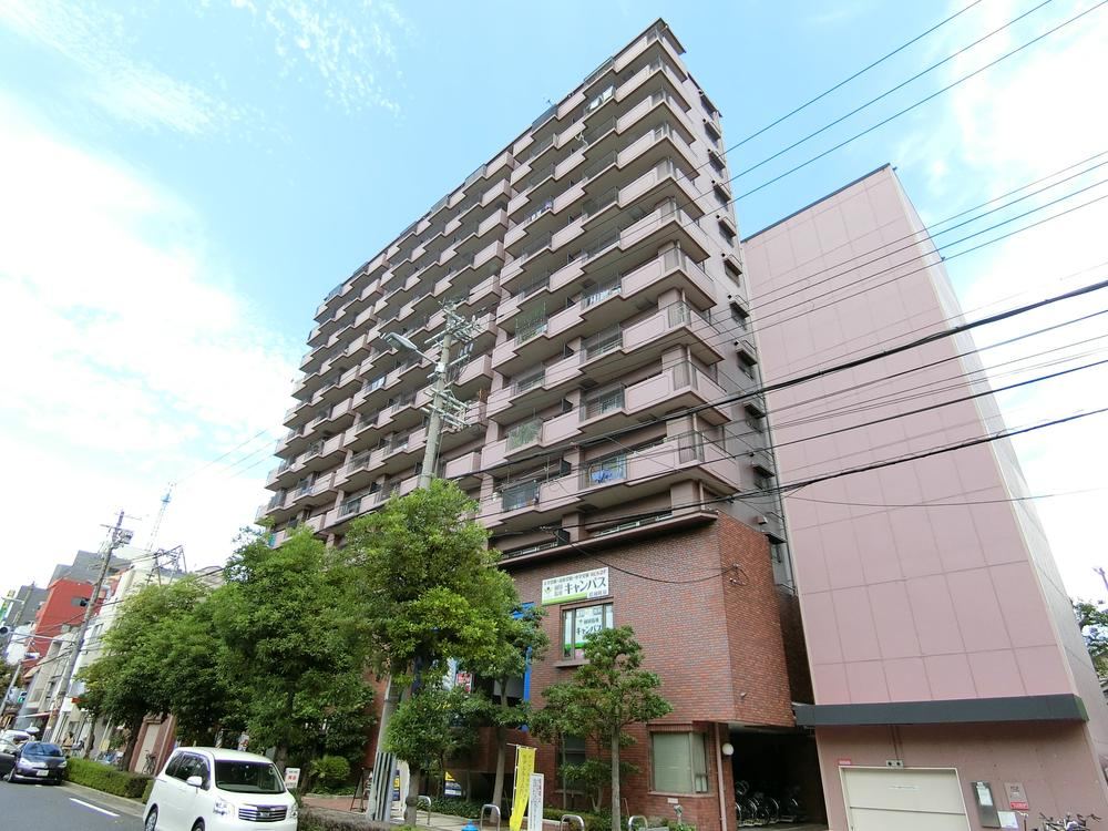2DK apartment in Abeno Ward, Osaka - Photo 1