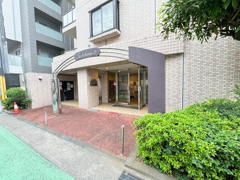 3DK apartment in Tachikawa, Tokyo - Photo 1