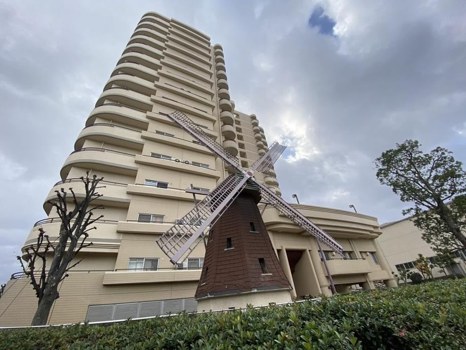 3LDK apartment in Tsurumi Ward, Osaka - Photo 1