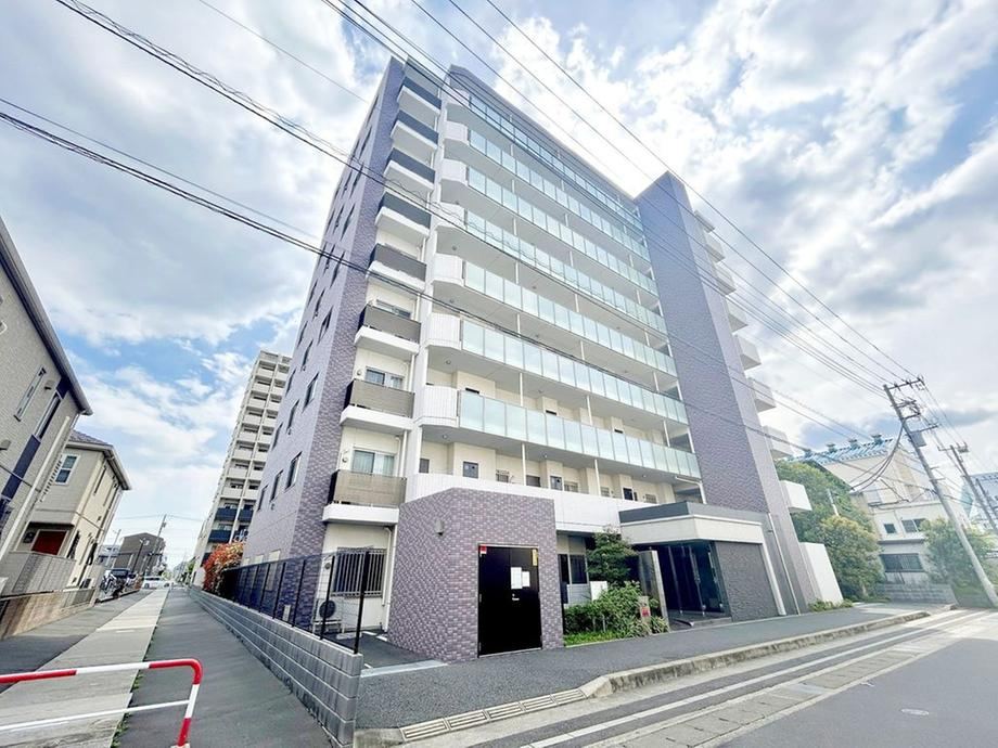 3LDK apartment in Ichikawa, Chiba - Photo 1