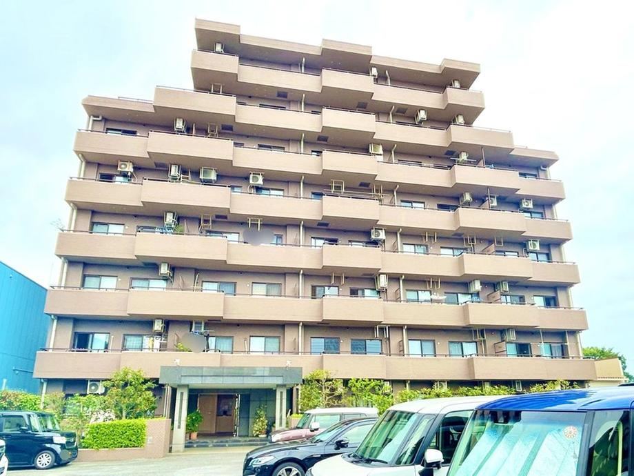 3LDK apartment in Hino, Tokyo - Photo 1
