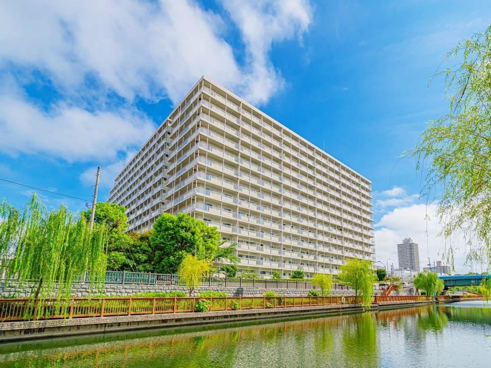 3LDK apartment in Koto Ward, Tokyo - Photo 1