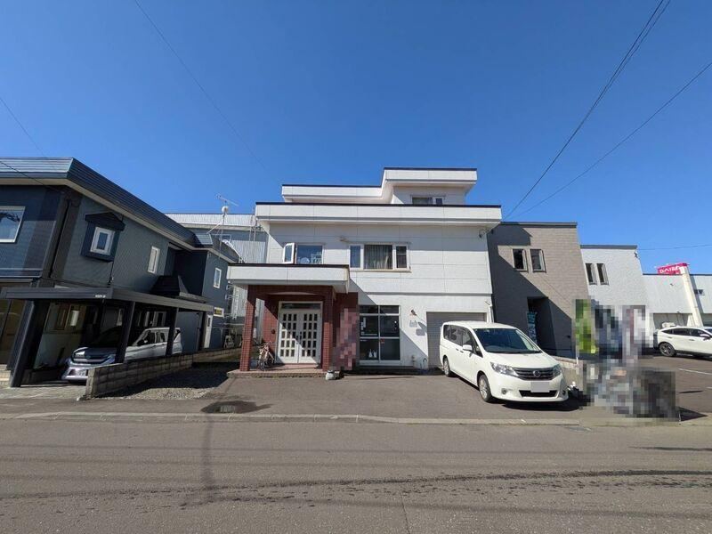 6LDK+S house in Shiroishi Ward, Sapporo, Hokkaido - Photo 1