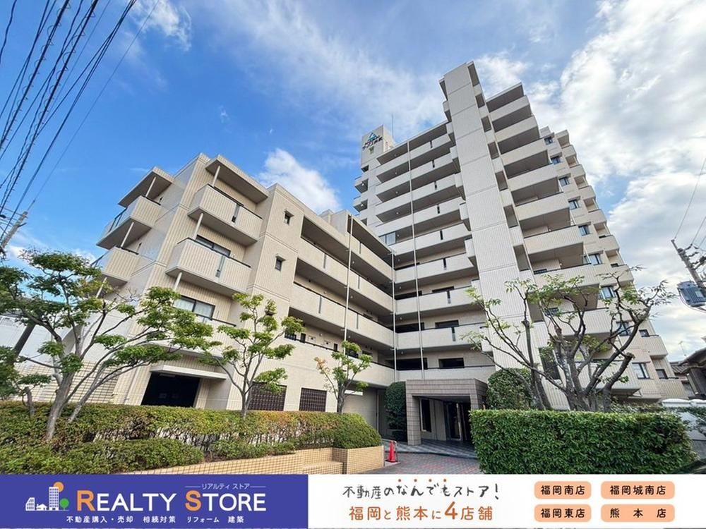 3LDK apartment in Kasuga, Fukuoka - Photo 1