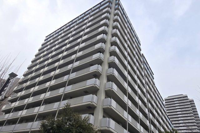 4LDK apartment in Miyakojima Ward, Osaka - Photo 1