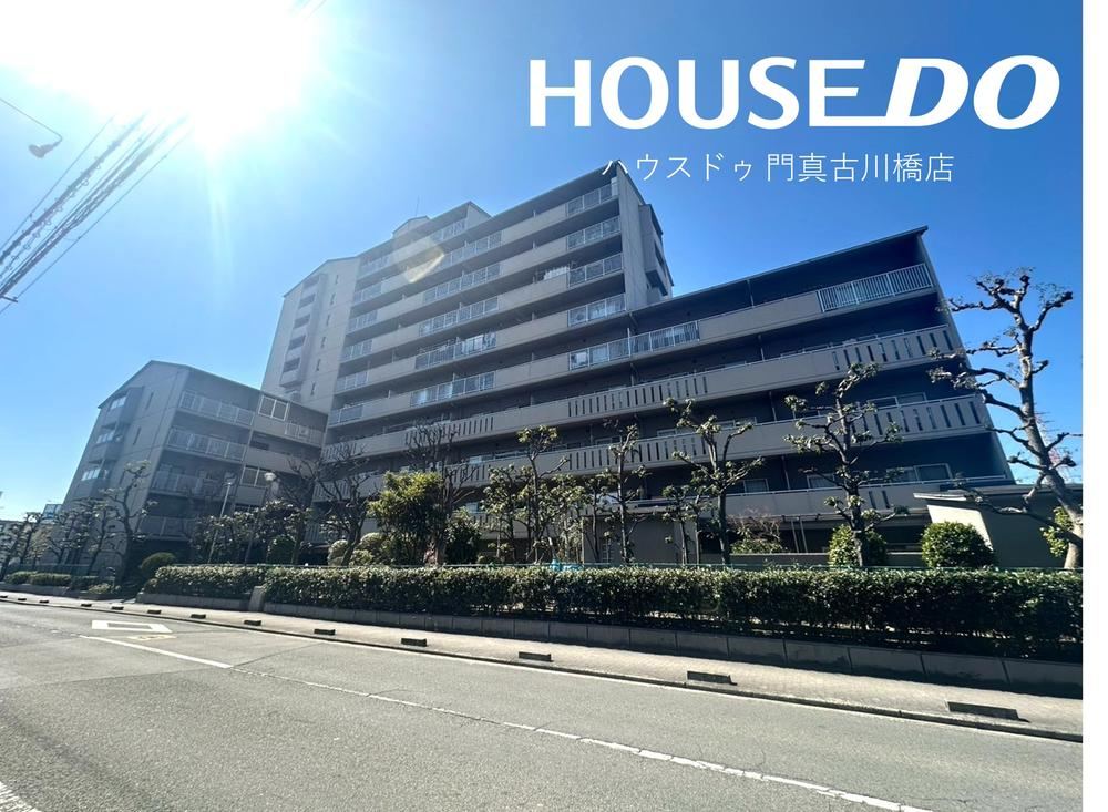 3DK apartment in Kadoma, Osaka - Photo 1