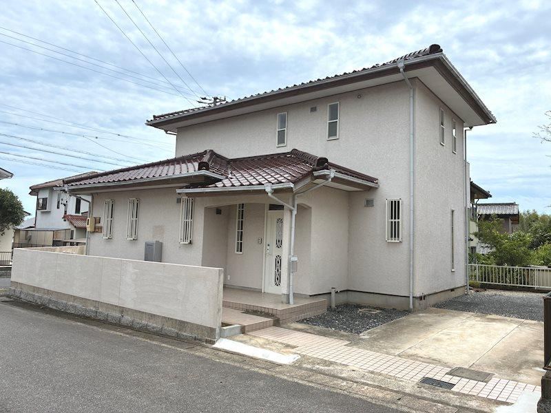 4LDK house in Tsu, Mie - Photo 1