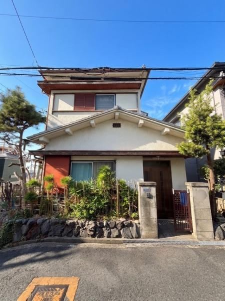 4DK house in Higashiosaka, Osaka - Photo 1