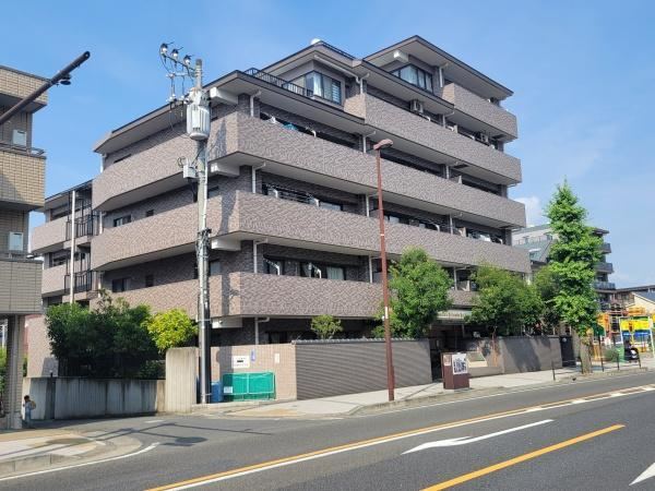 3LDK apartment in Fujisawa, Kanagawa - Photo 1