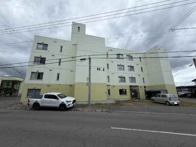 3LDK apartment in Asahikawa, Hokkaido - Photo 1