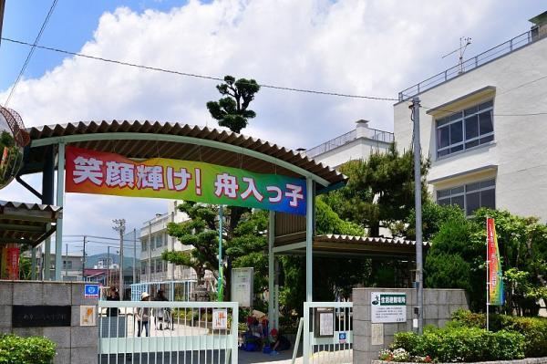 3LDK apartment in Naka Ward, Hiroshima - Photo 1