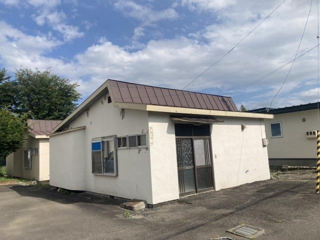 360 m² land in Obihiro, Hokkaido - Photo 1