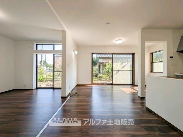 3LDK house in Higashiyamato, Tokyo - Photo 1