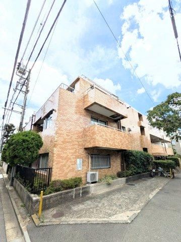 1K apartment in Shibuya Ward, Tokyo - Photo 1