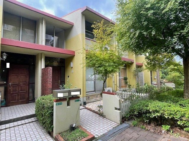 3LDK apartment in Kokuraminami Ward, Kitakyushu, Fukuoka - Photo 1