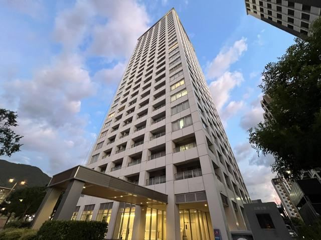 2LDK apartment in Moji Ward, Kitakyushu, Fukuoka - Photo 1