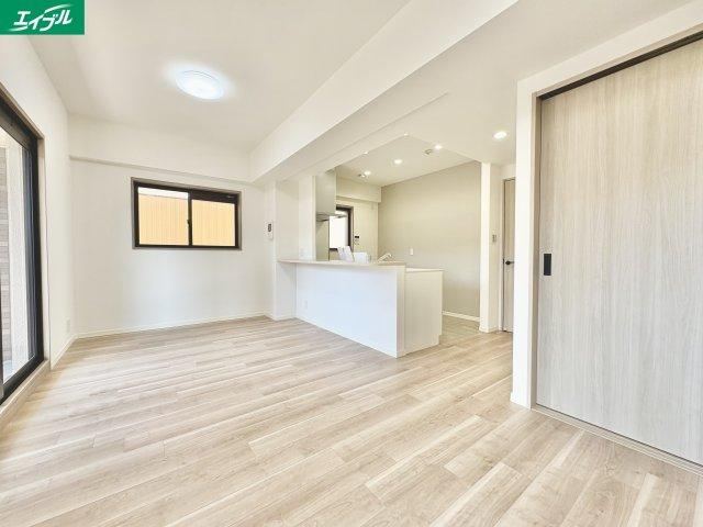 3LDK apartment in Nisshin, Aichi - Photo 1