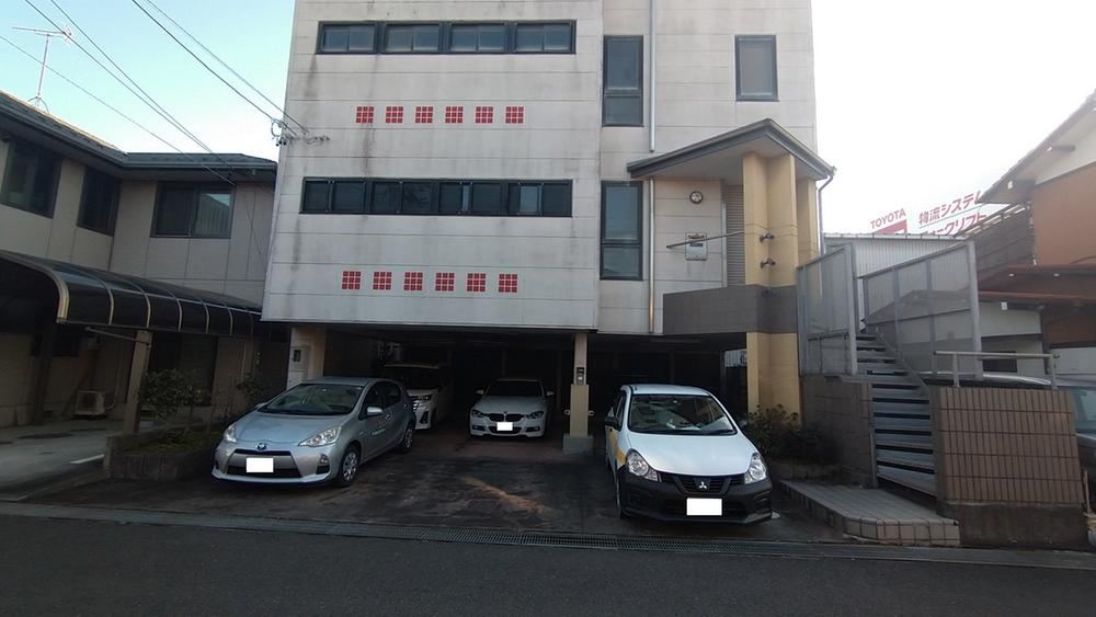4LDK house in Ogaki, Gifu - Photo 1