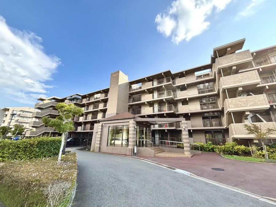 3LDK apartment in Midori Ward, Chiba - Photo 1