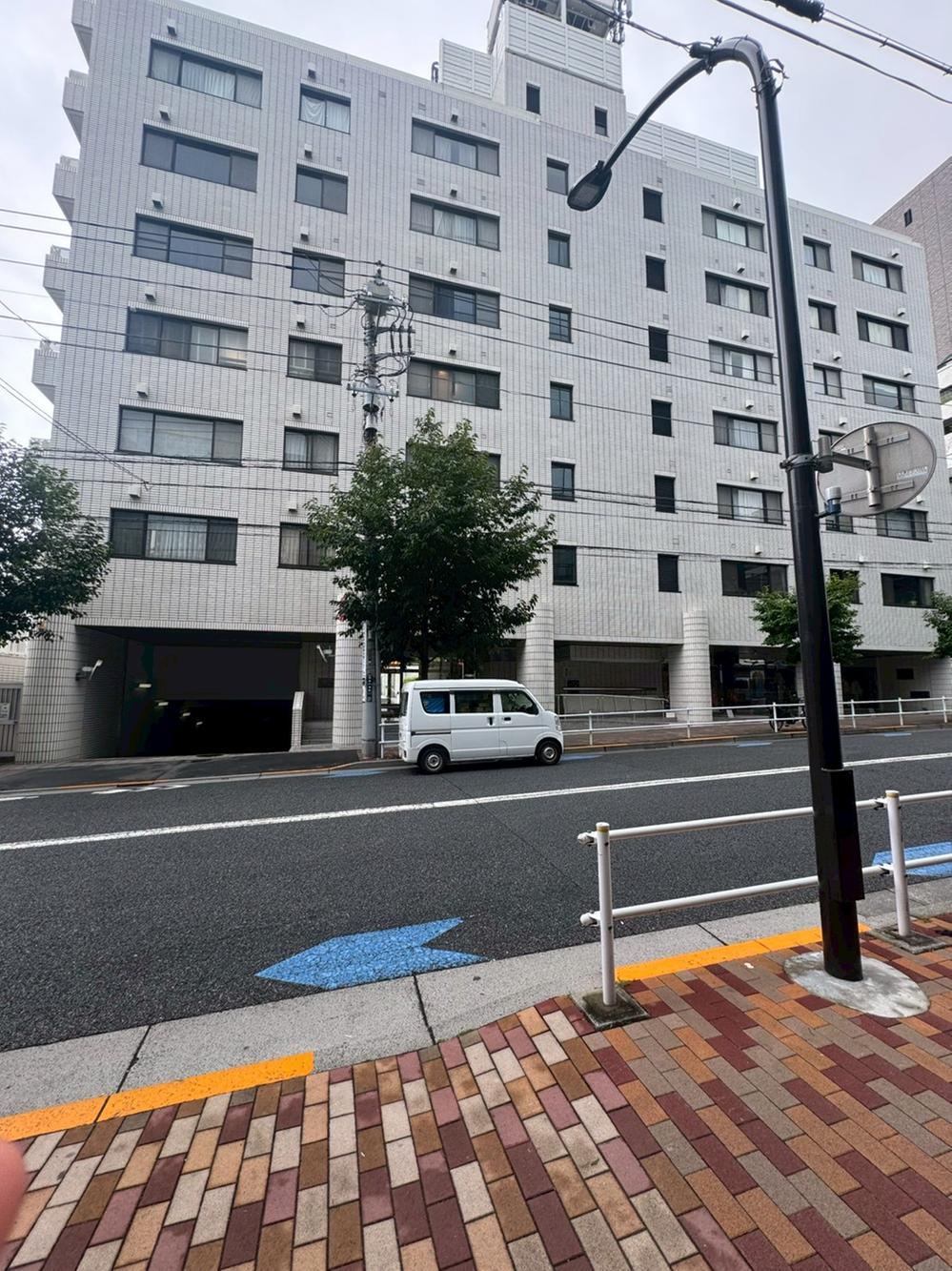 2LDK apartment in Shinjuku Ward, Tokyo - Photo 1