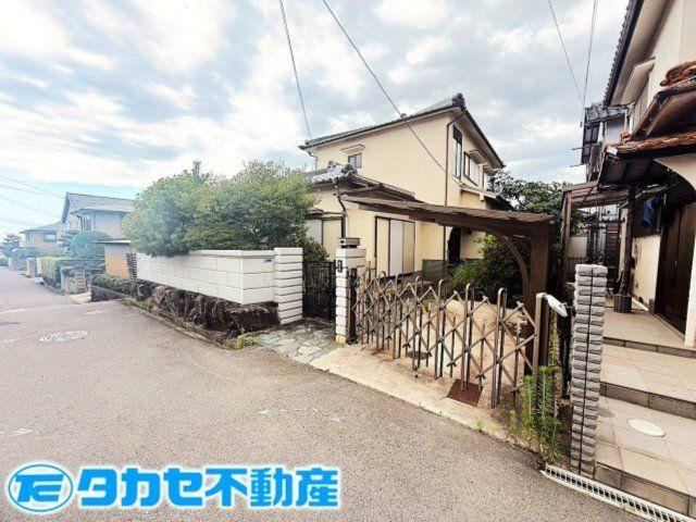 4LDK+S house in Izumisano, Osaka - Photo 1