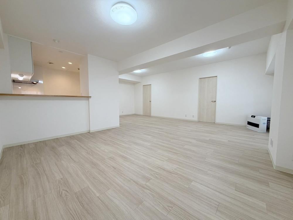 4LDK apartment in Kita Ward, Sapporo, Hokkaido - Photo 1