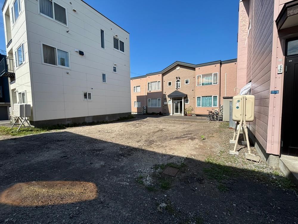 94 m² land in Shiroishi Ward, Sapporo, Hokkaido - Photo 1