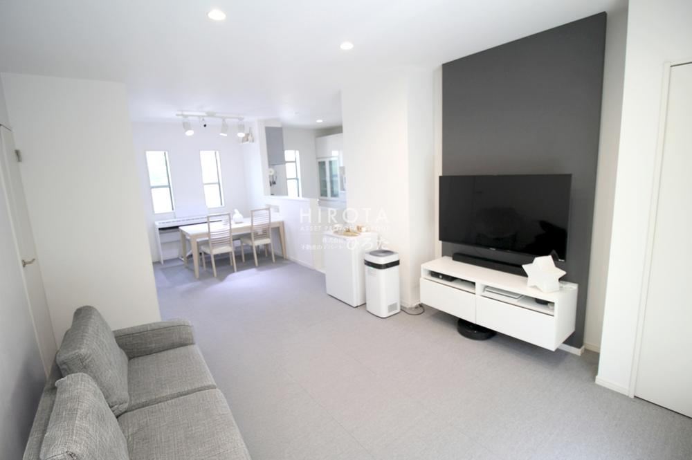4LDK house in Wakamatsu Ward, Kitakyushu, Fukuoka - Photo 1