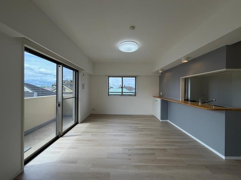 3LDK apartment in Mitaka, Tokyo - Photo 1