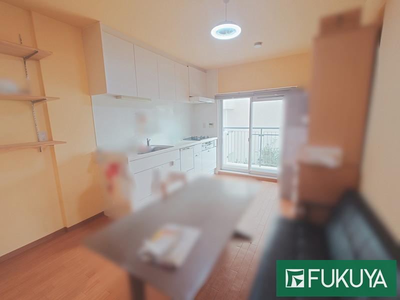 3LDK apartment in Mino, Osaka - Photo 1