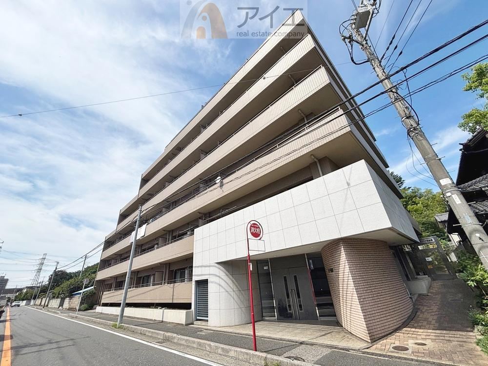 3LDK apartment in Funabashi, Chiba - Photo 1