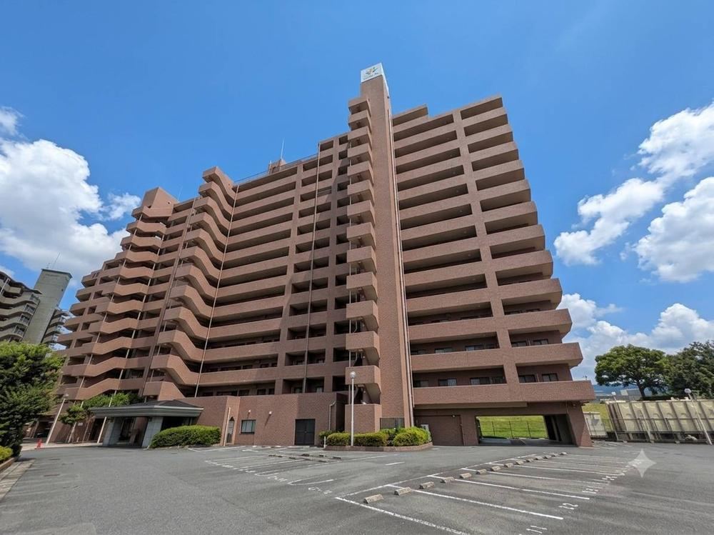 3LDK apartment in Asaminami Ward, Hiroshima - Photo 1