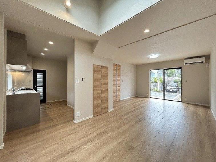4LDK+S house in Kita Ward, Kobe, Hyogo - Photo 1