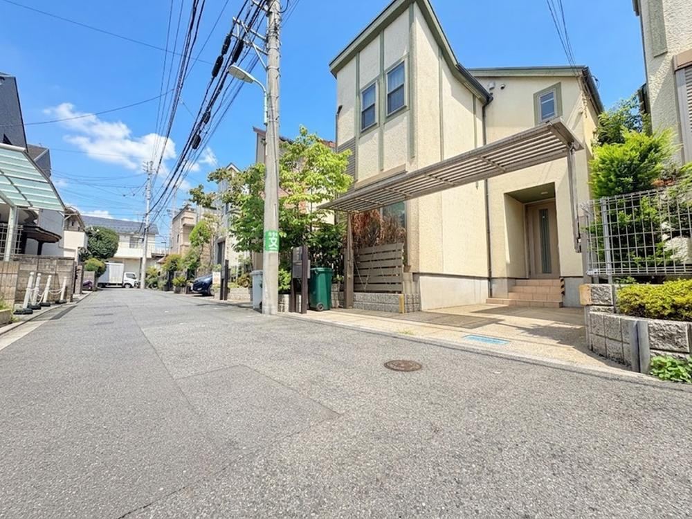 111 m² land in Setagaya Ward, Tokyo - Photo 1